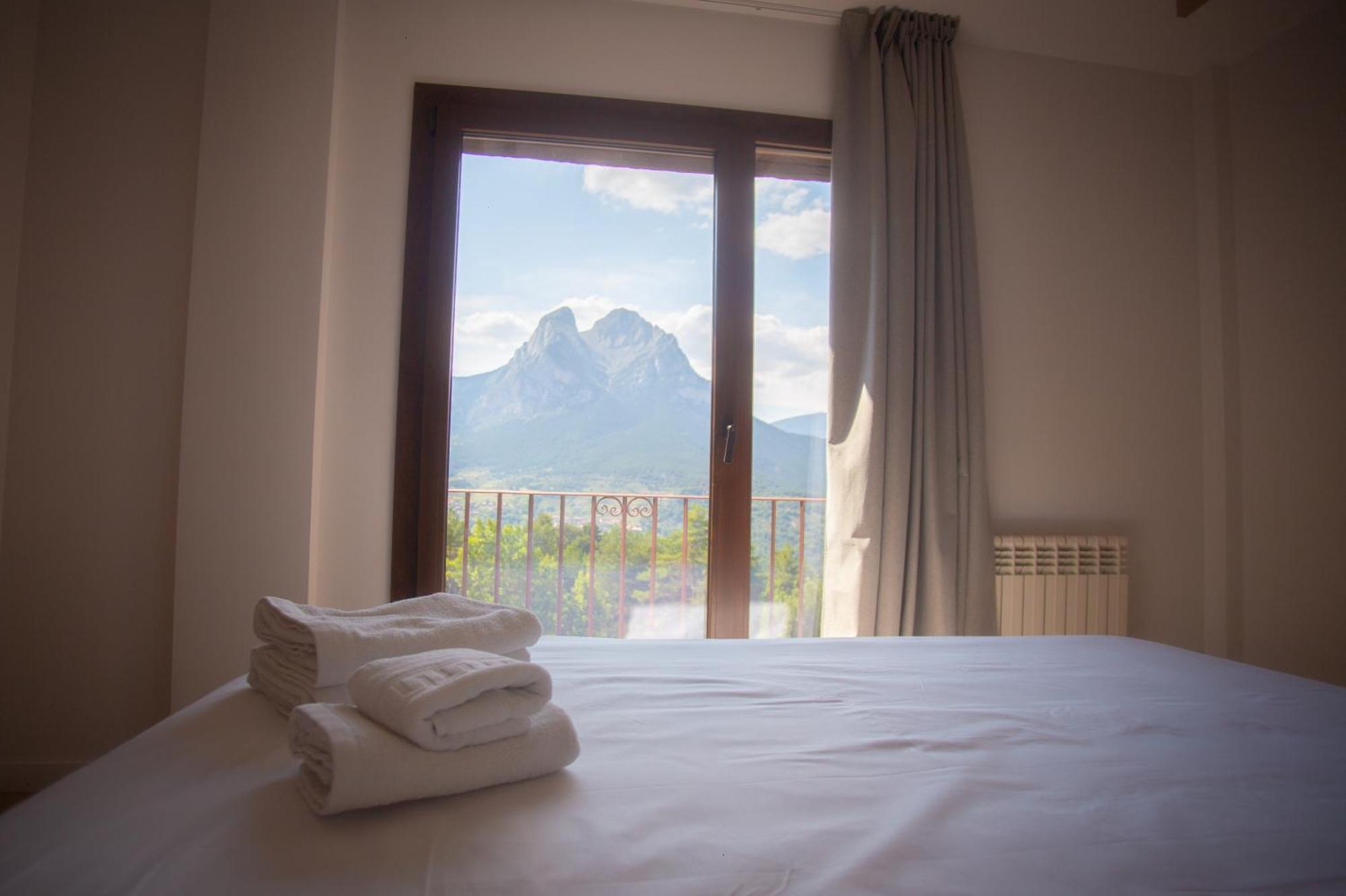 L'Indret Del Pedraforca Adults Only Hotel Saldes Ngoại thất bức ảnh
