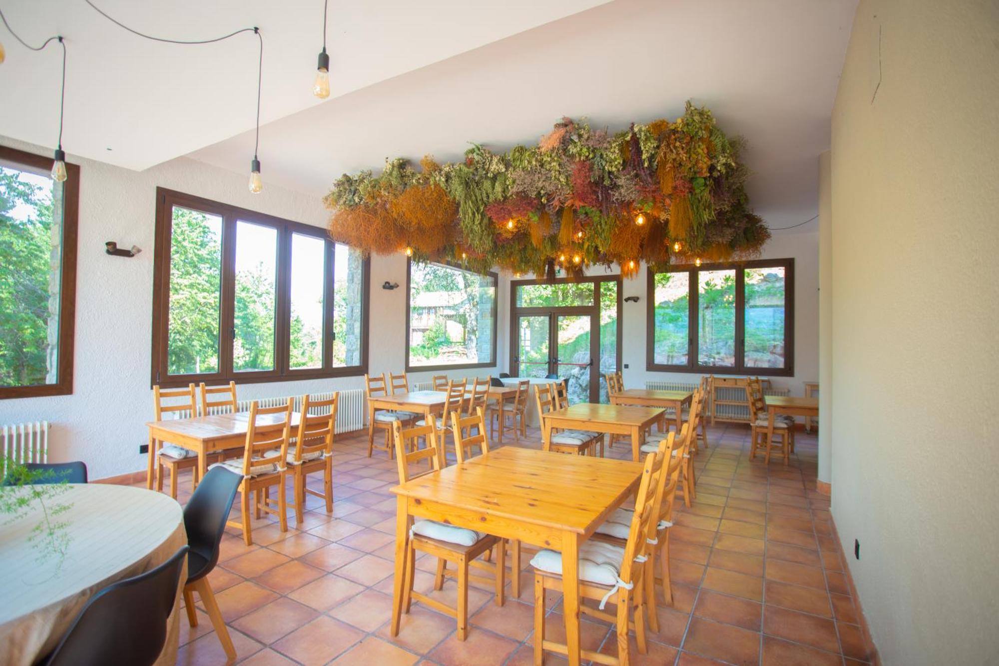 L'Indret Del Pedraforca Adults Only Hotel Saldes Ngoại thất bức ảnh