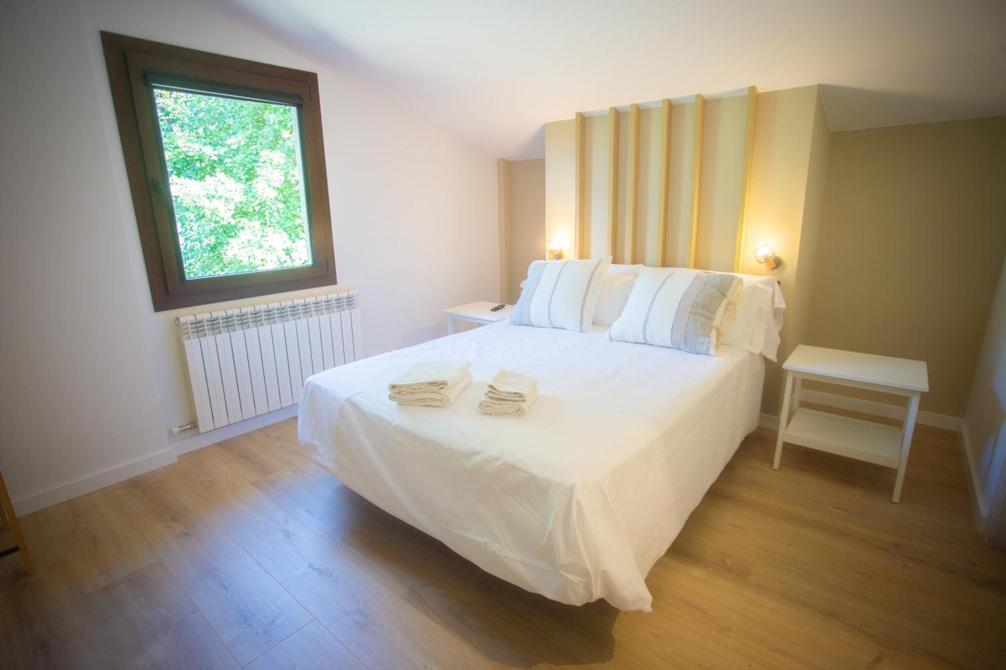 L'Indret Del Pedraforca Adults Only Hotel Saldes Ngoại thất bức ảnh