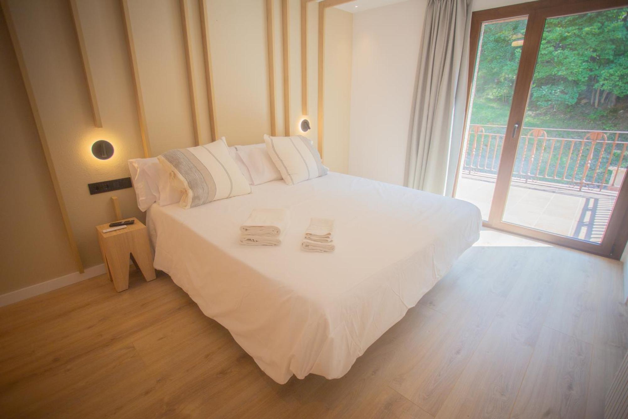 L'Indret Del Pedraforca Adults Only Hotel Saldes Ngoại thất bức ảnh