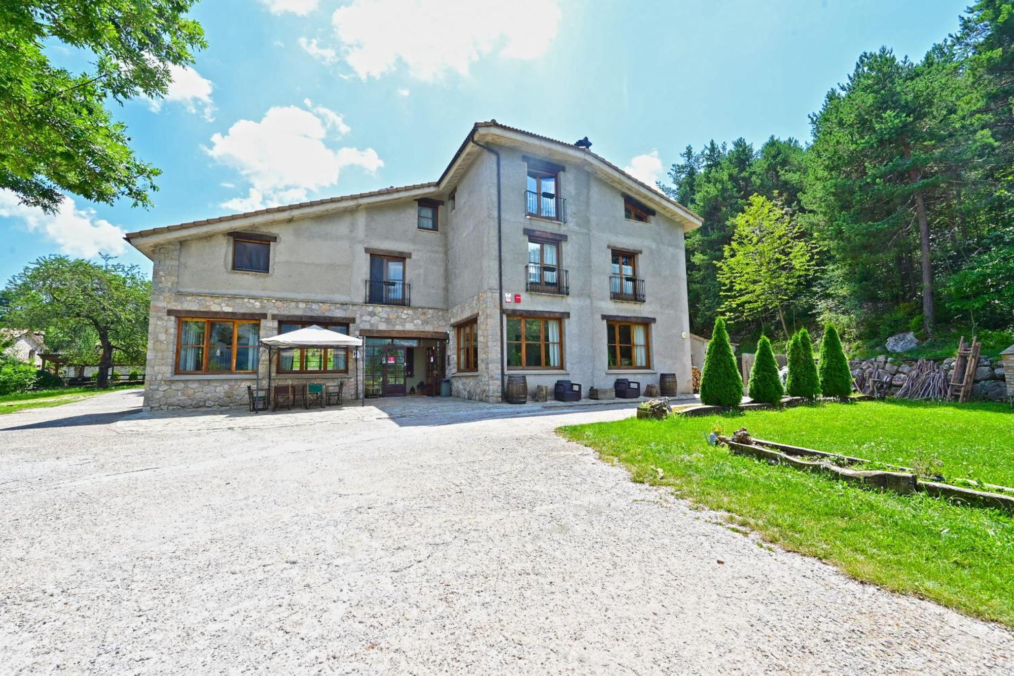 L'Indret Del Pedraforca Adults Only Hotel Saldes Ngoại thất bức ảnh