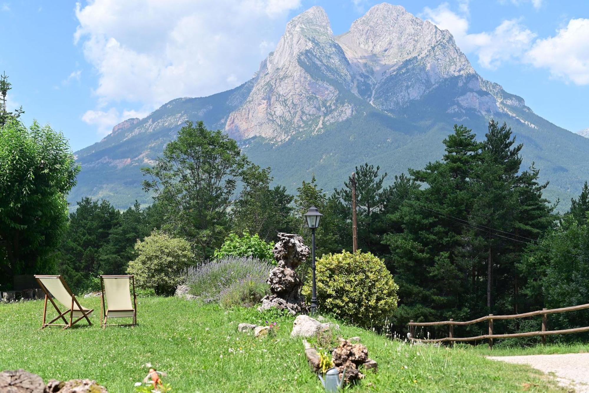 L'Indret Del Pedraforca Adults Only Hotel Saldes Ngoại thất bức ảnh